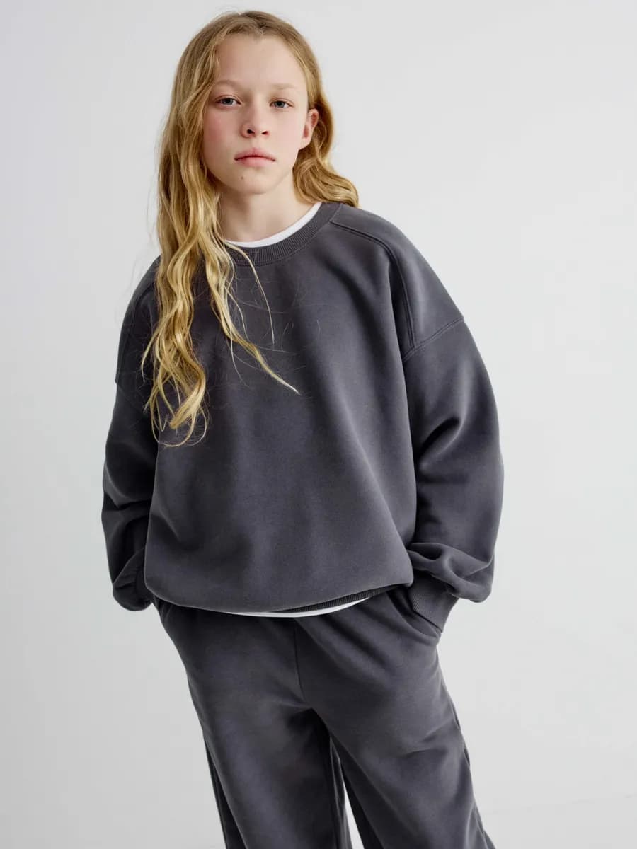 Свитшот оверсайз базовый утепленный с начесом