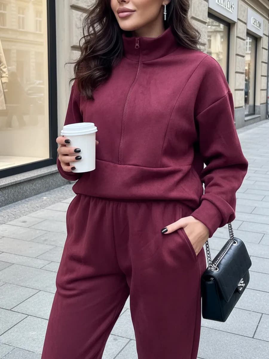 Костюм брючный двойка замшевый спорт шик