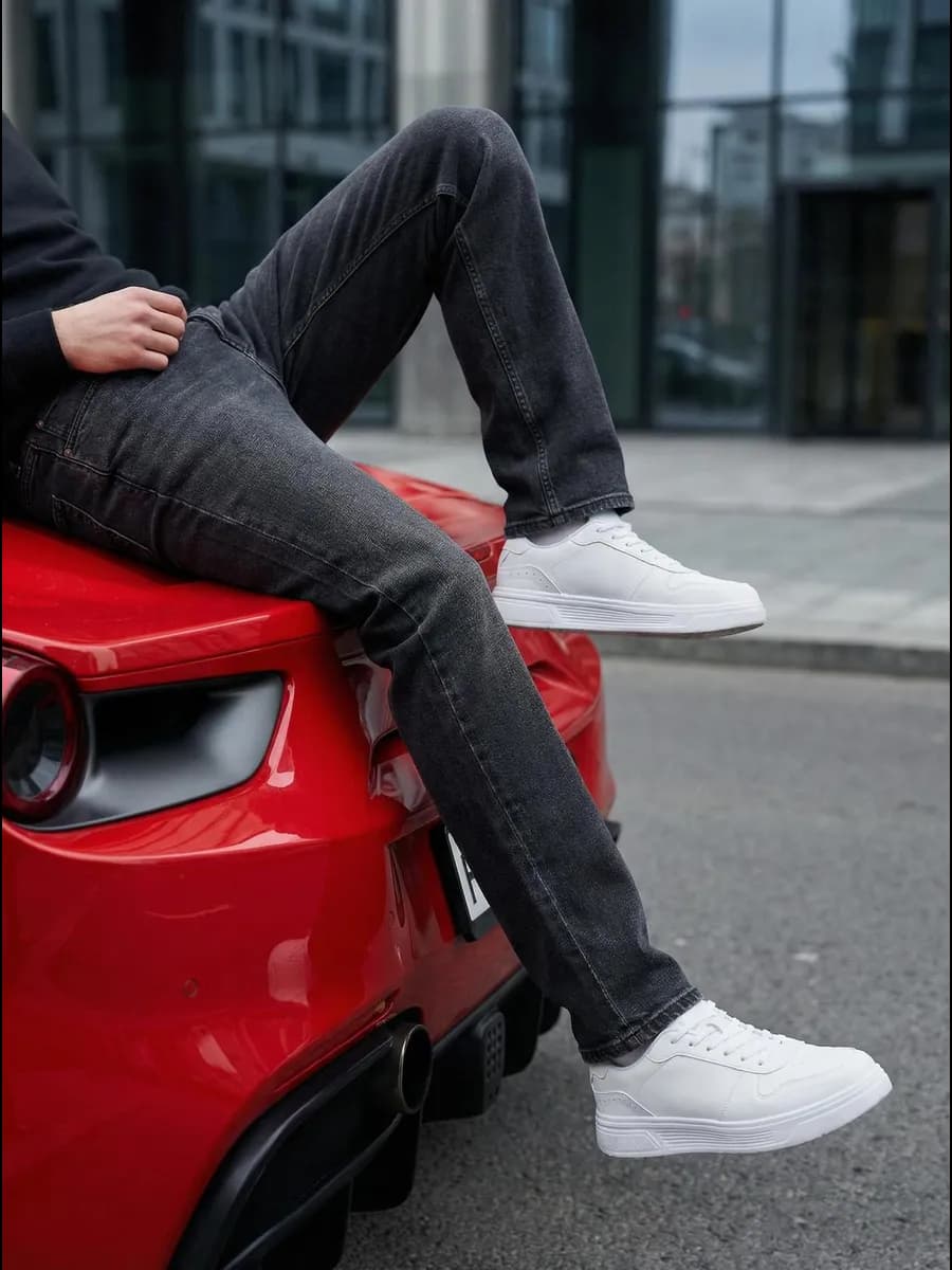 Джинсы прямые классические со средней посадкой зауженные