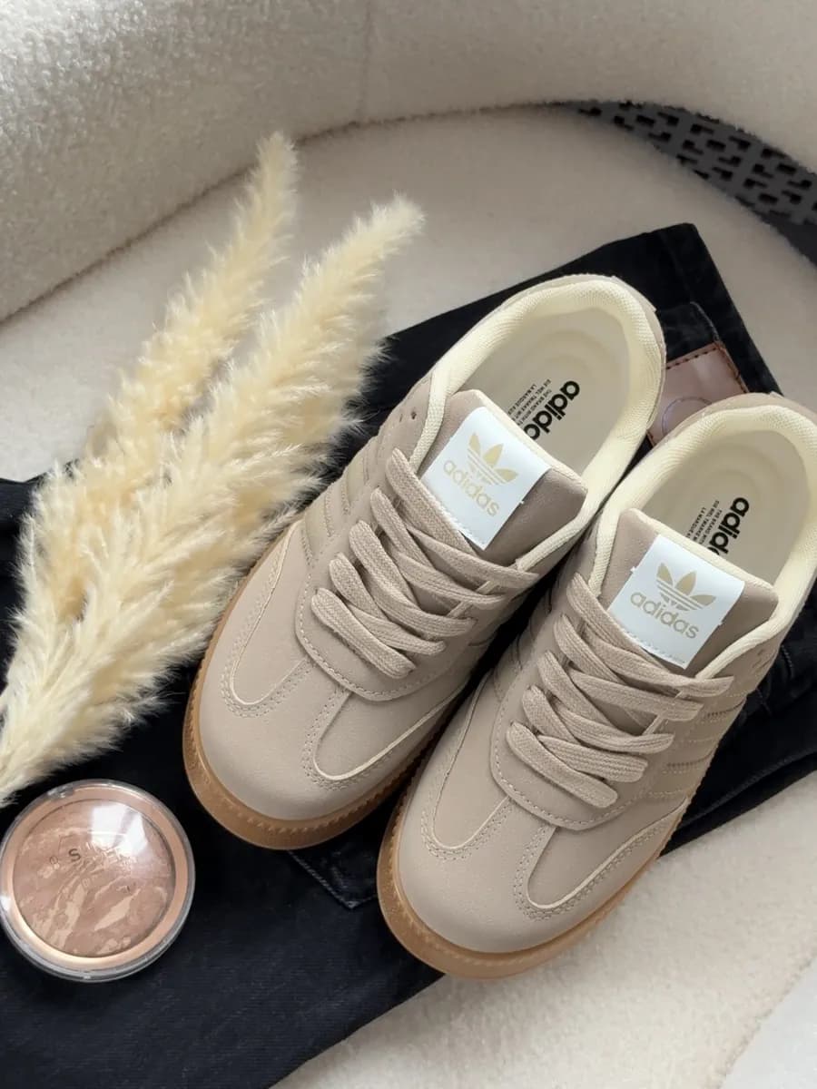 Кроссовки женские летние