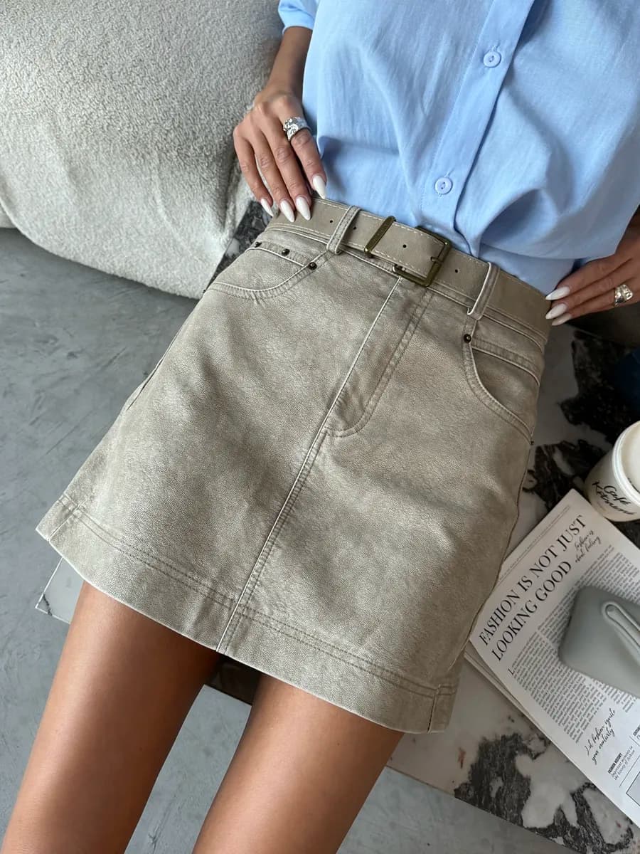 Юбка кожаная короткая