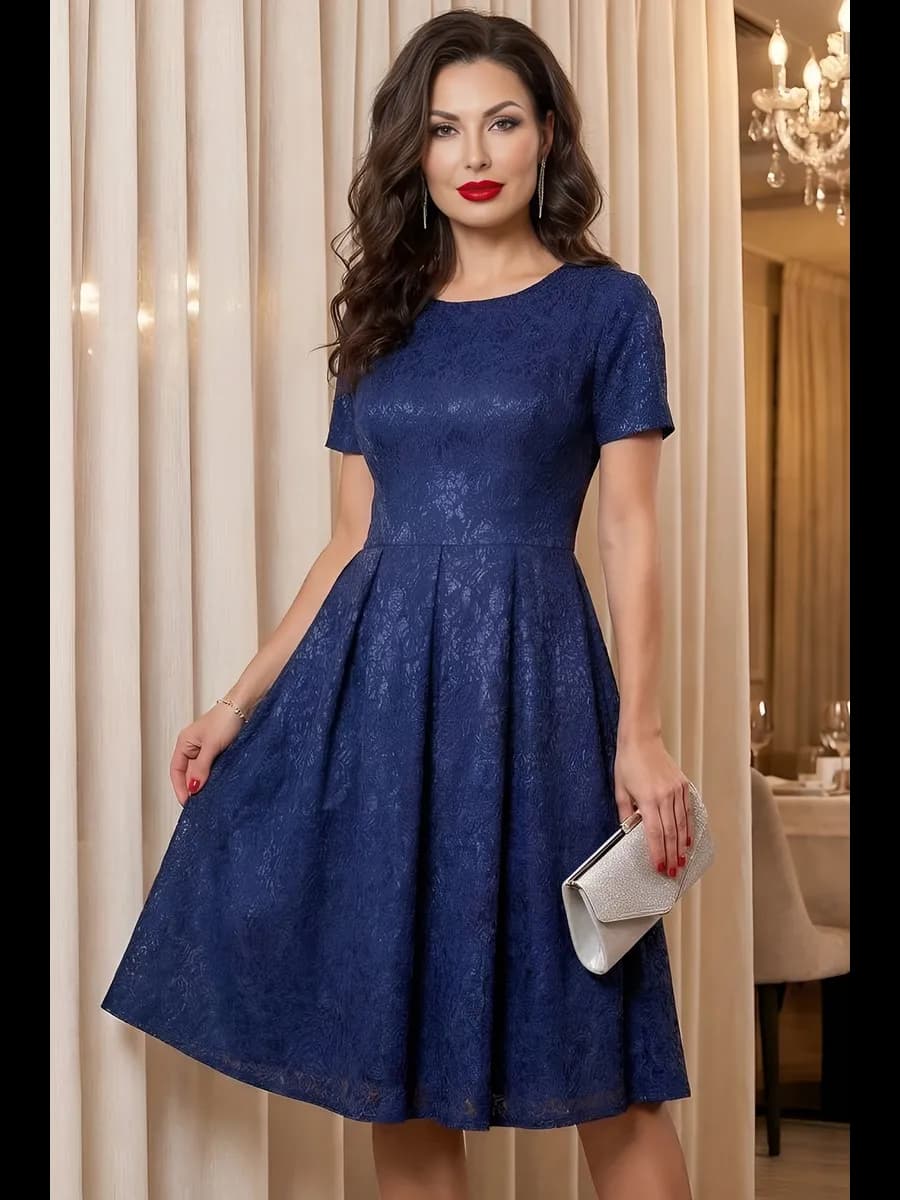 Праздничное платье синего цвета