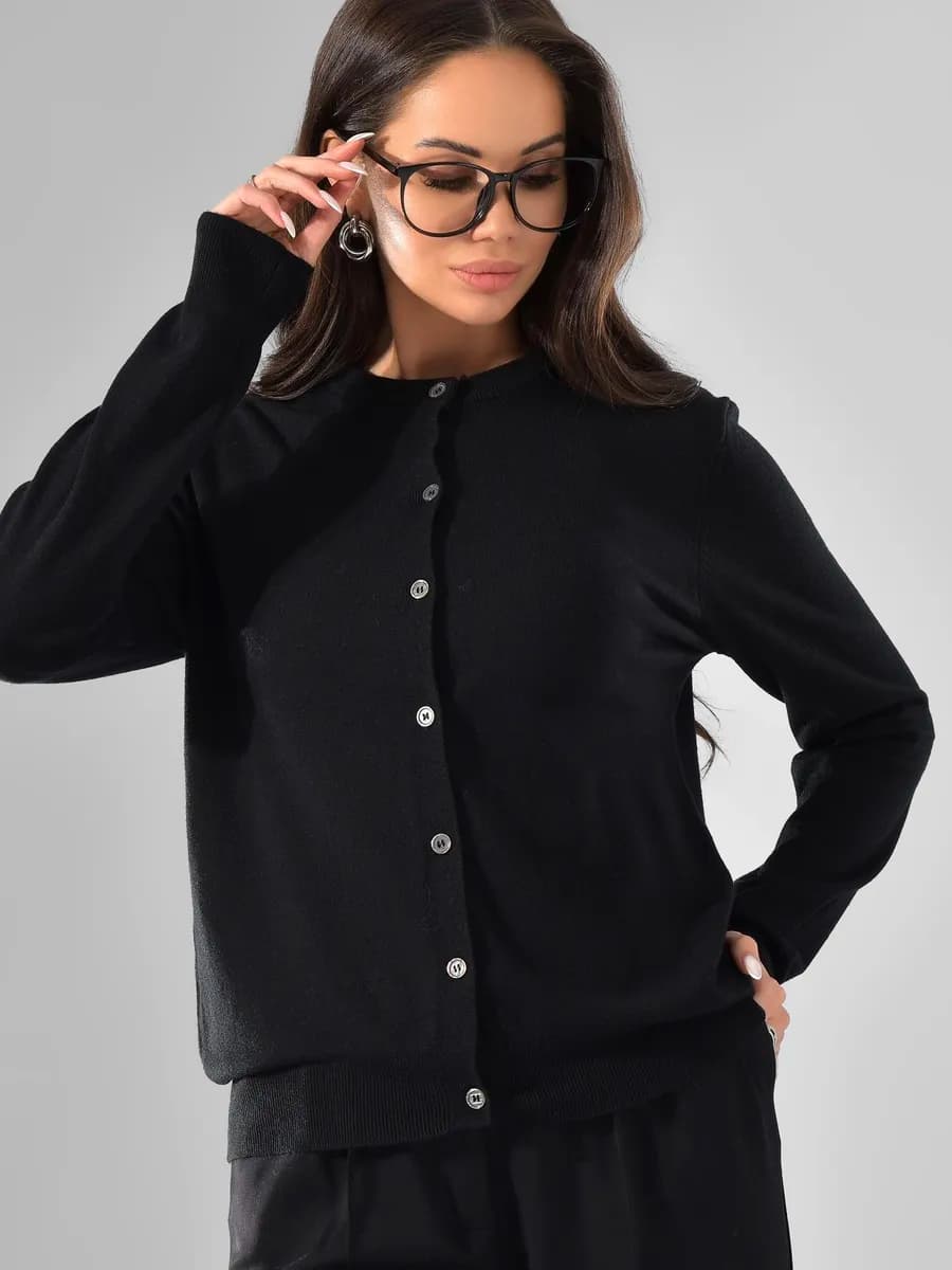 Кофта вязаная на пуговицах