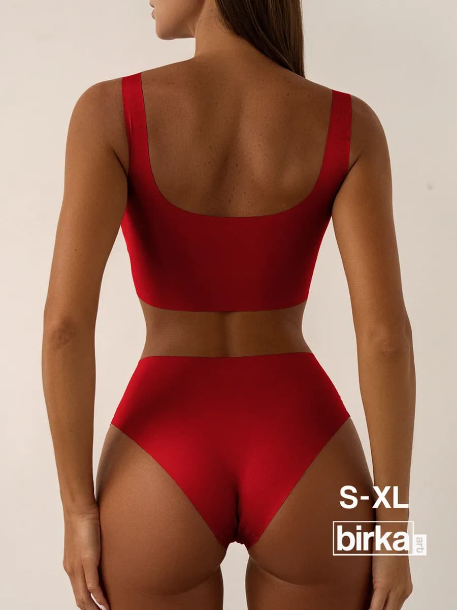 Нижнее белье комплект бесшовный с чашками