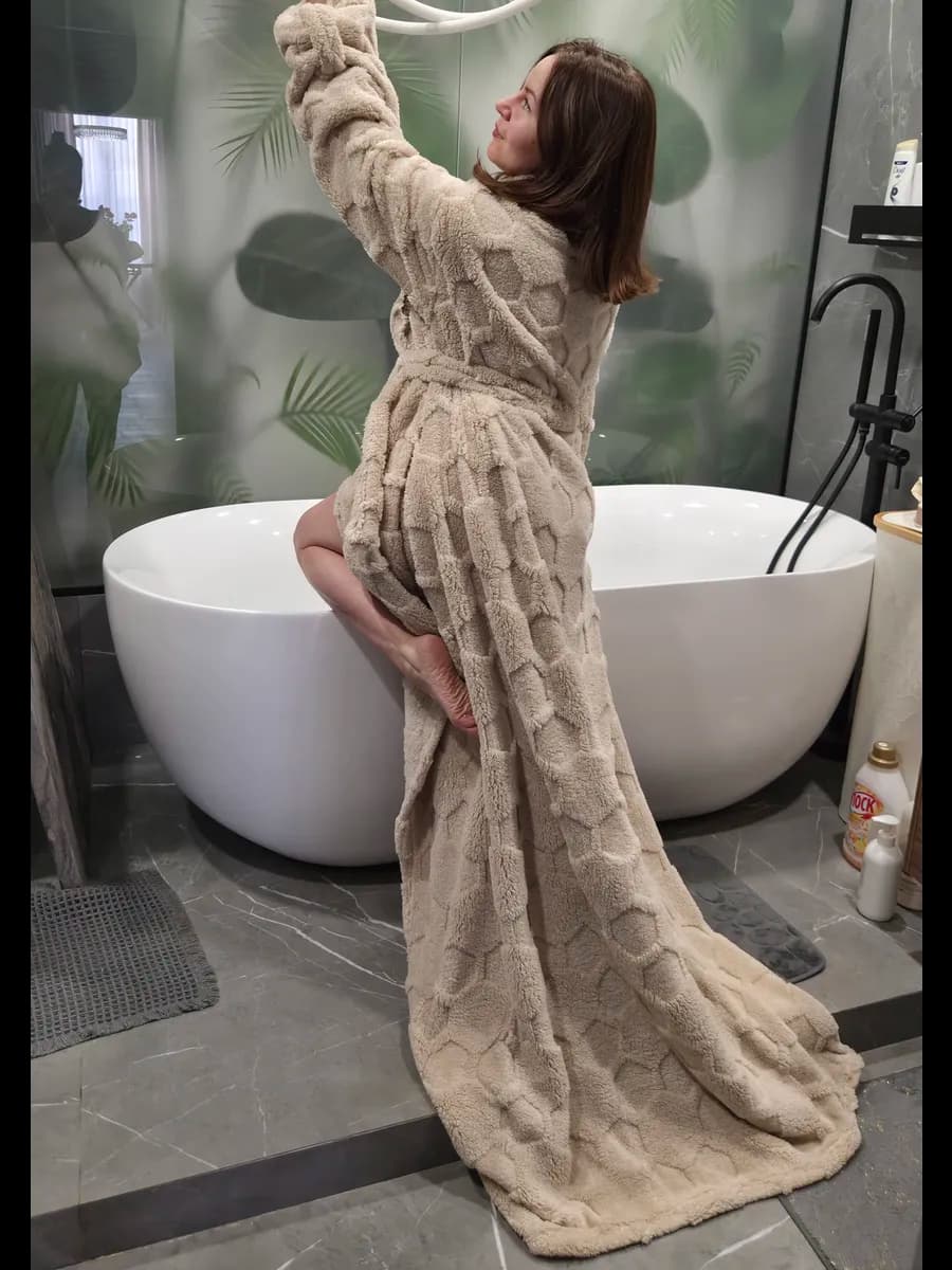 Новогодний плед с рукавами пушистый 150*200