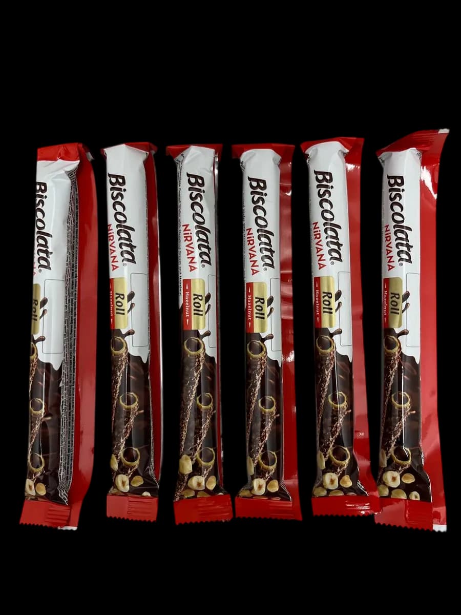 Вафельные трубочки Biscolata c ореховой начинкой в глазури