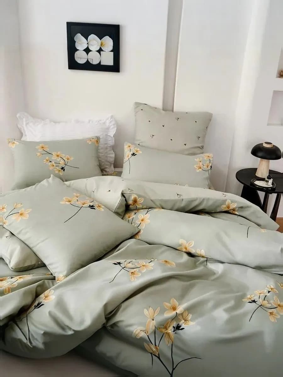 Постельное белье евро с простыней на резинке