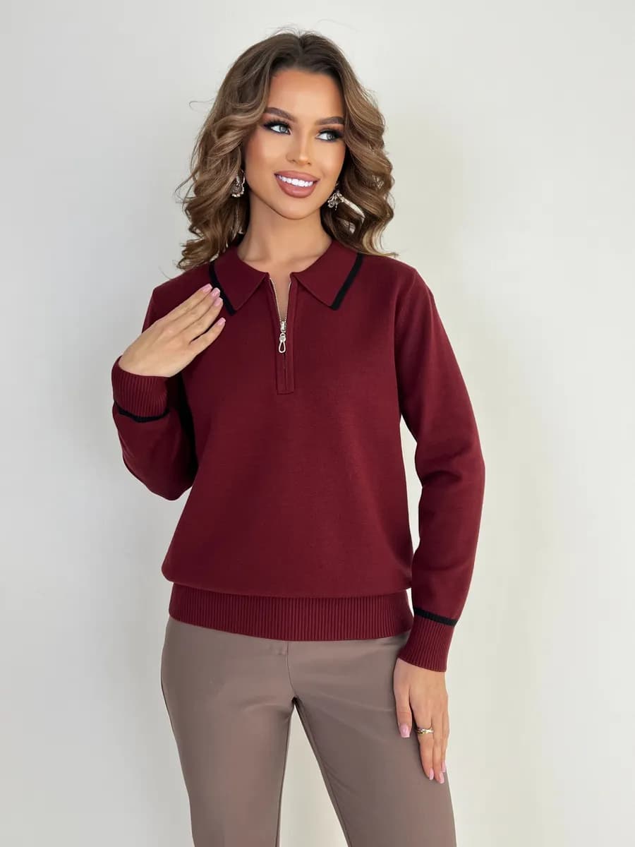 Стильный джемпер на молнии