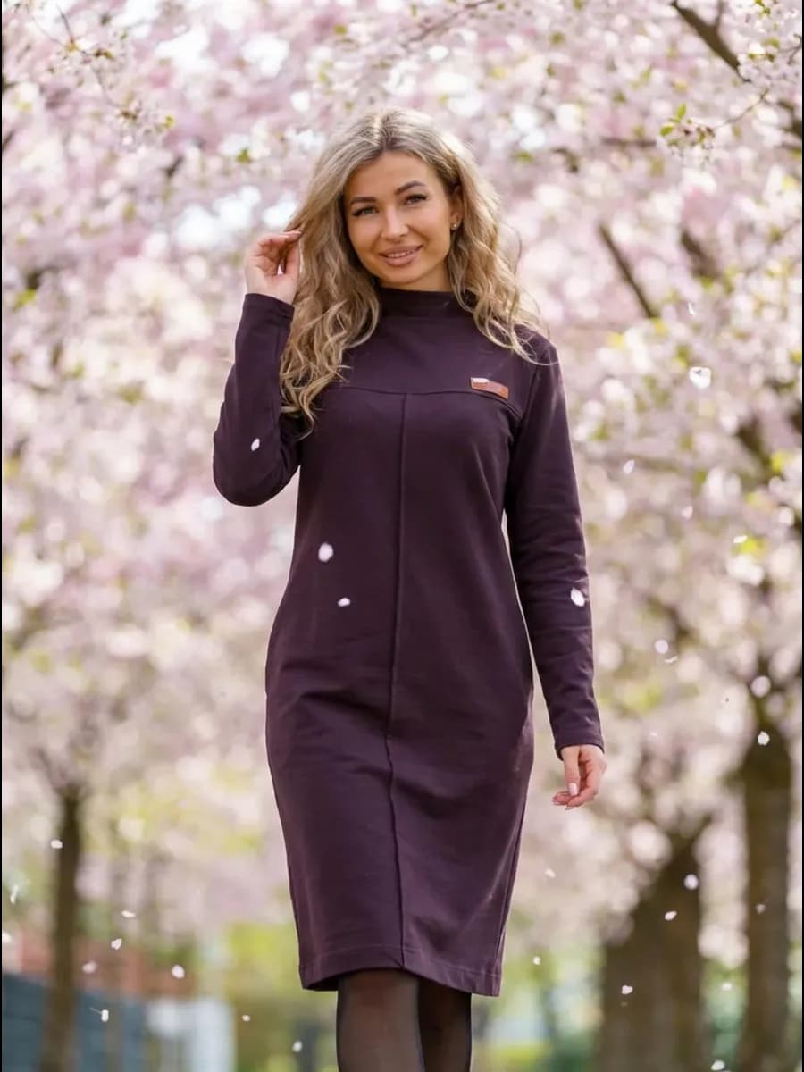 Платье больших размеров спортивное