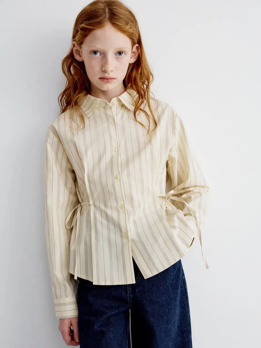 Блузка из хлопка в полоску с завязками