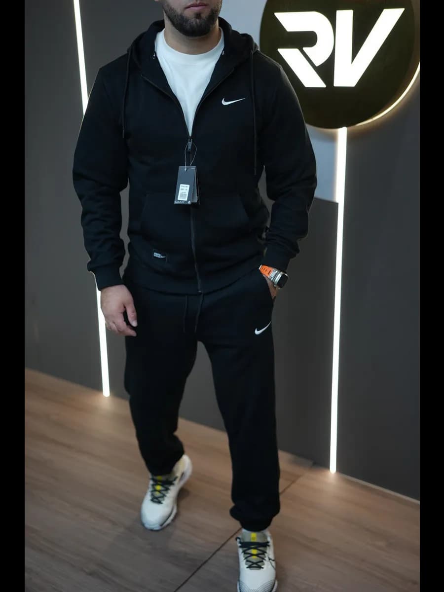 Теплый спортивный костюм - фото 1