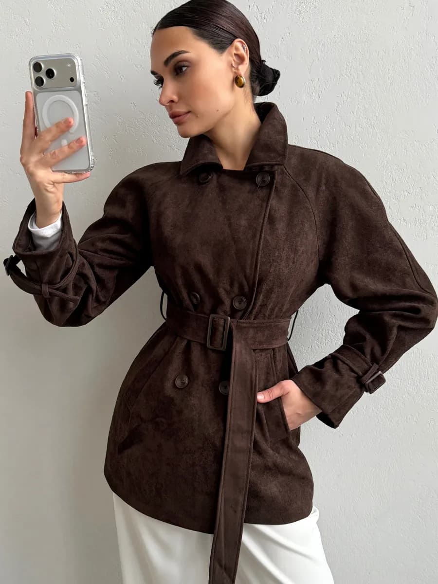 Тренч короткий замшевый с поясом