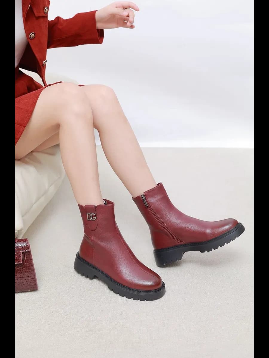 Полусапожки зимние на маленьком каблуке ботинки