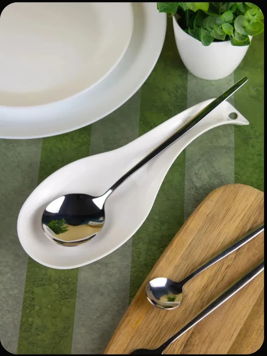 Подставка под ложку, кухонные приборы на кухне