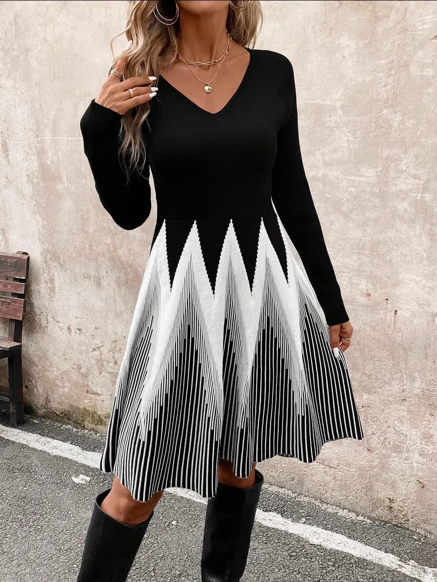 Платье трикотажное праздничное