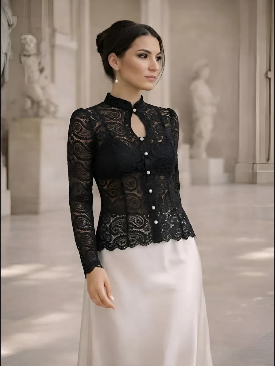 Блузка нарядная с кружевом вечерняя