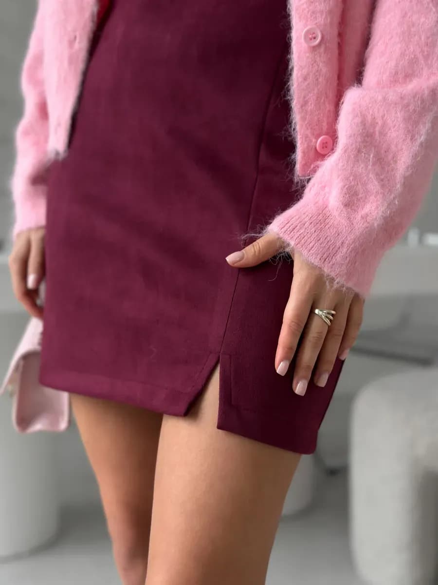 Юбка короткая офисная мини замшевая