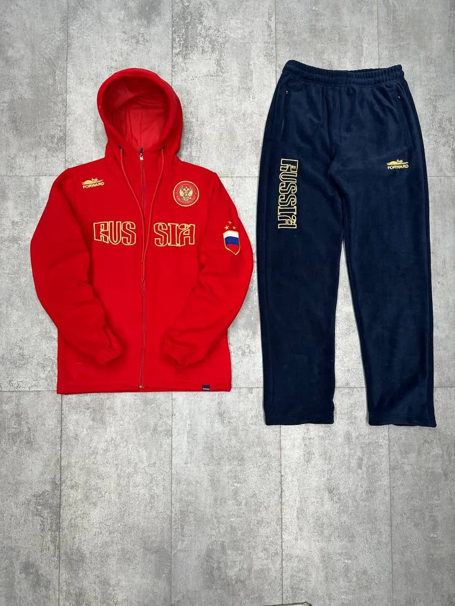 Теплый спортивный костюм на флисе Russia