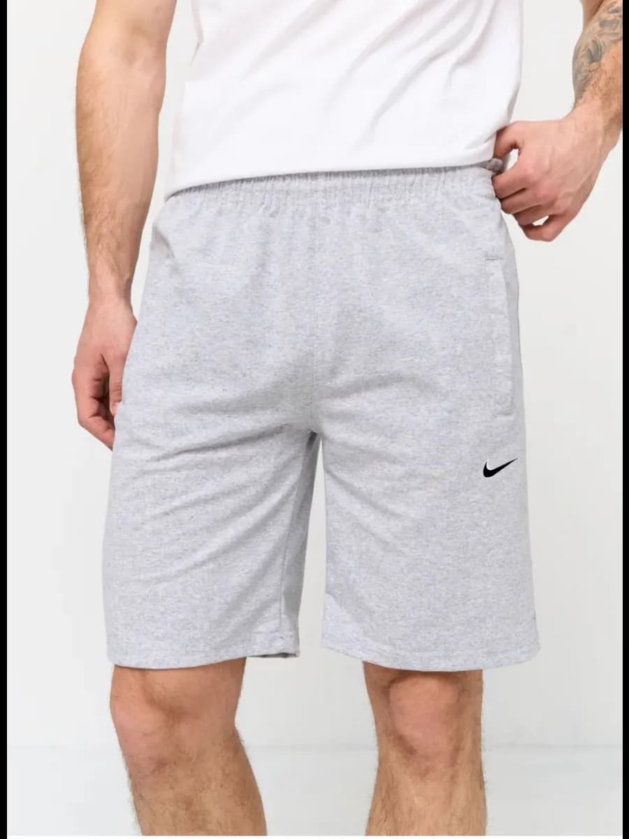 Спортивные трикотажные шорты