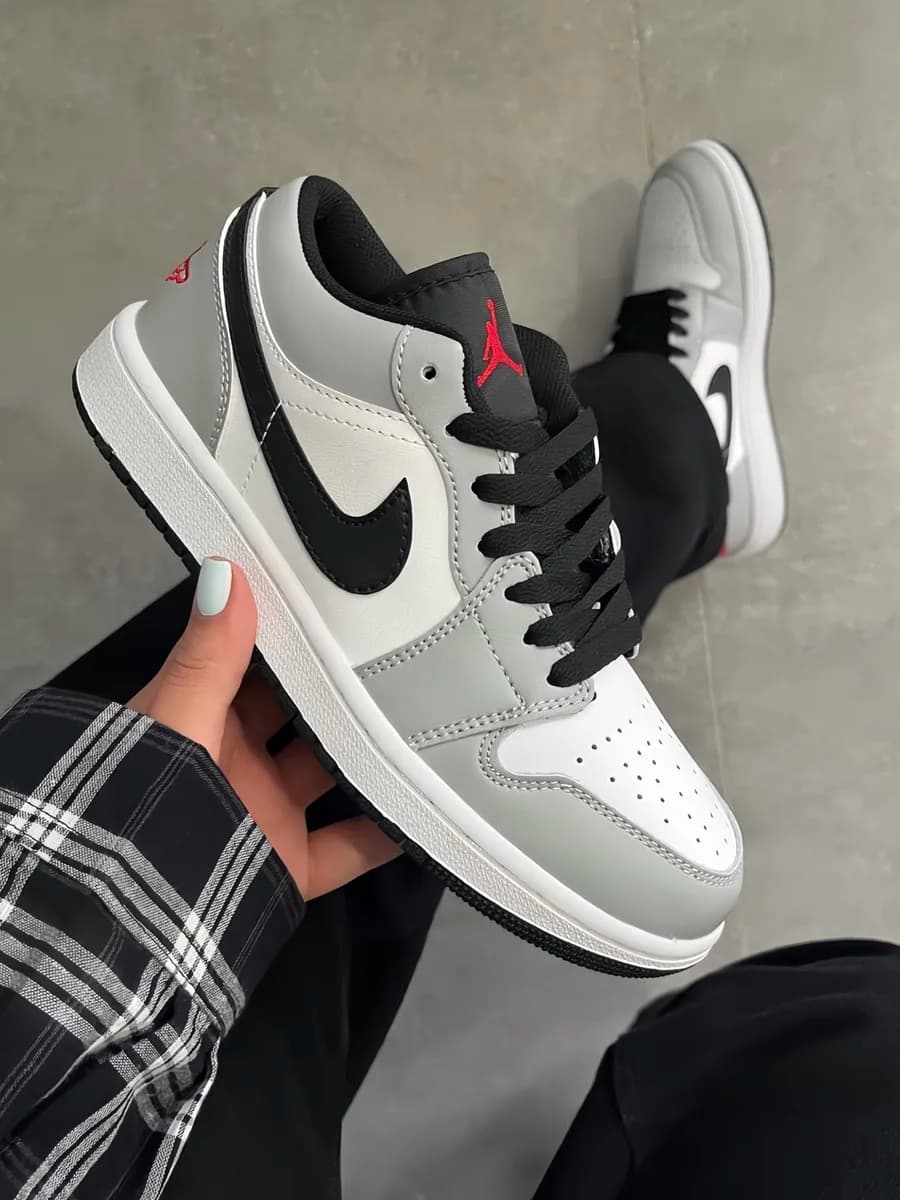 Кроссовки Air Jordan 1 Law