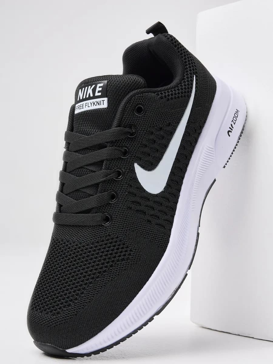 Кроссовки летние