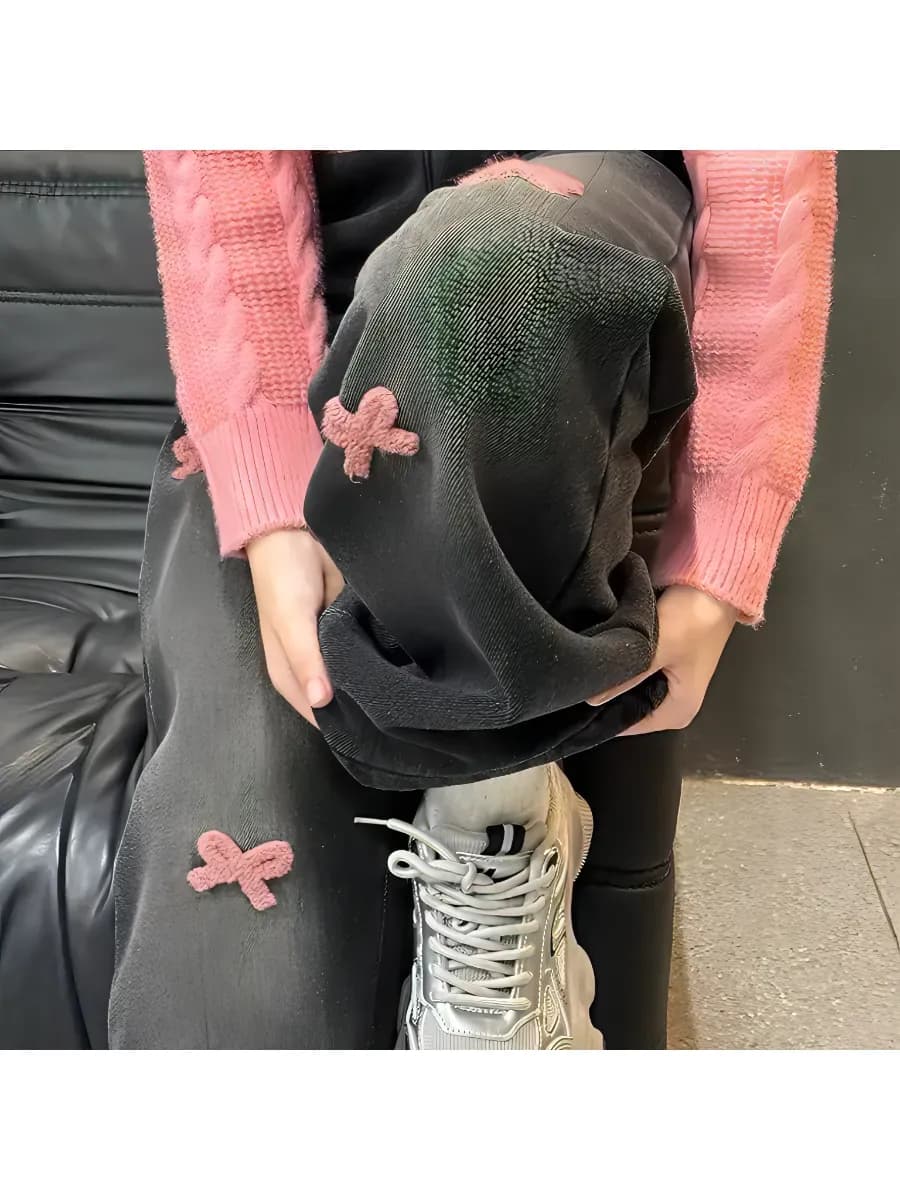 Джинсы на резинке утепленные с бантиками