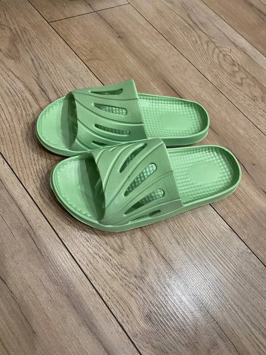 Шлепанцы Женские Резиновые