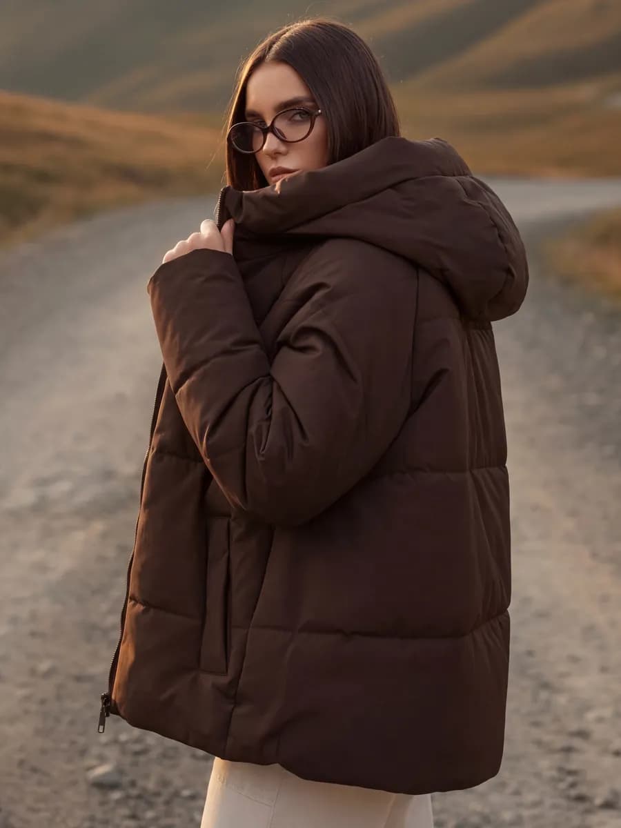 Куртка весенняя короткая с капюшоном