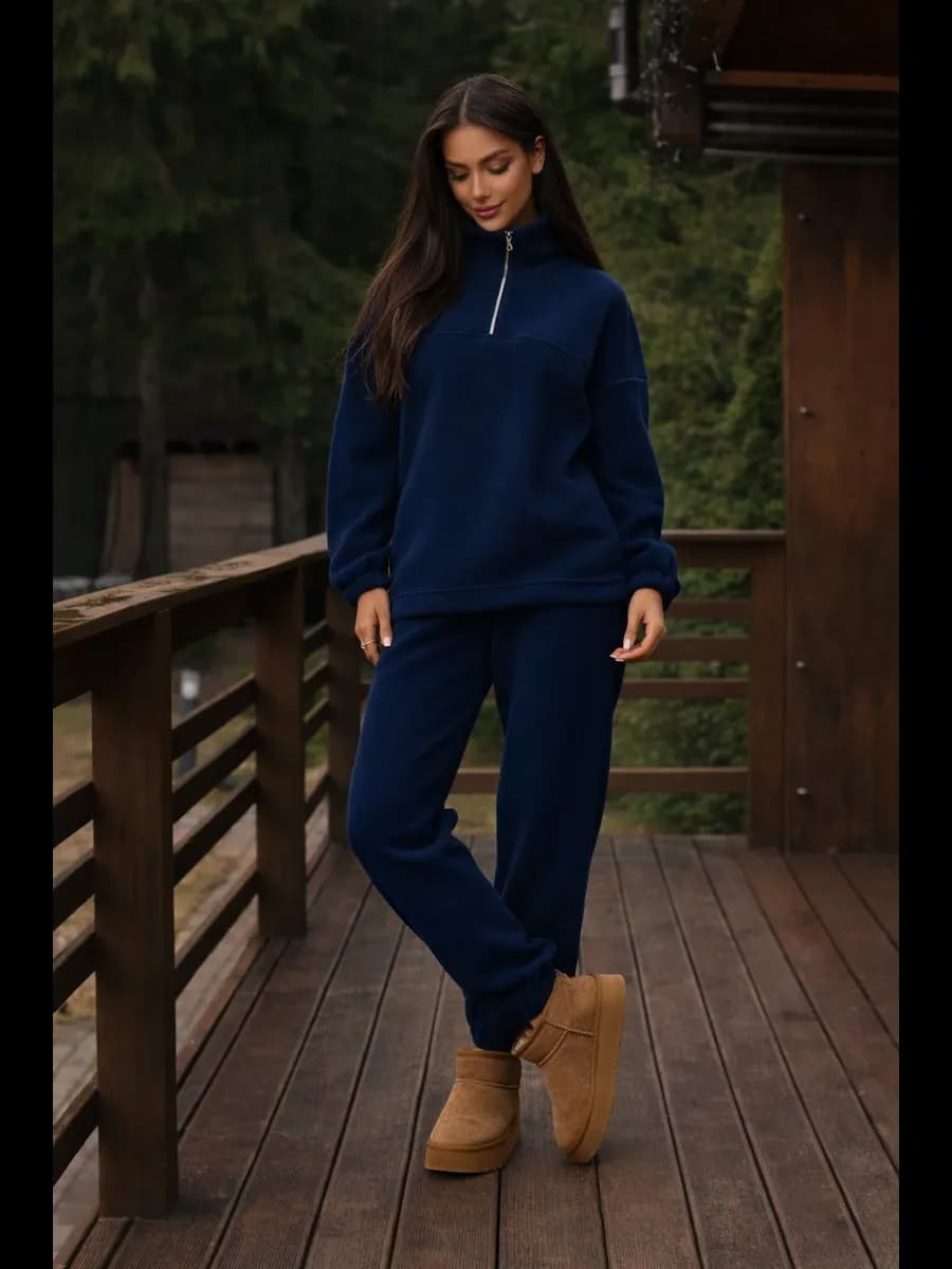 Флисовый спортивный костюм теплый