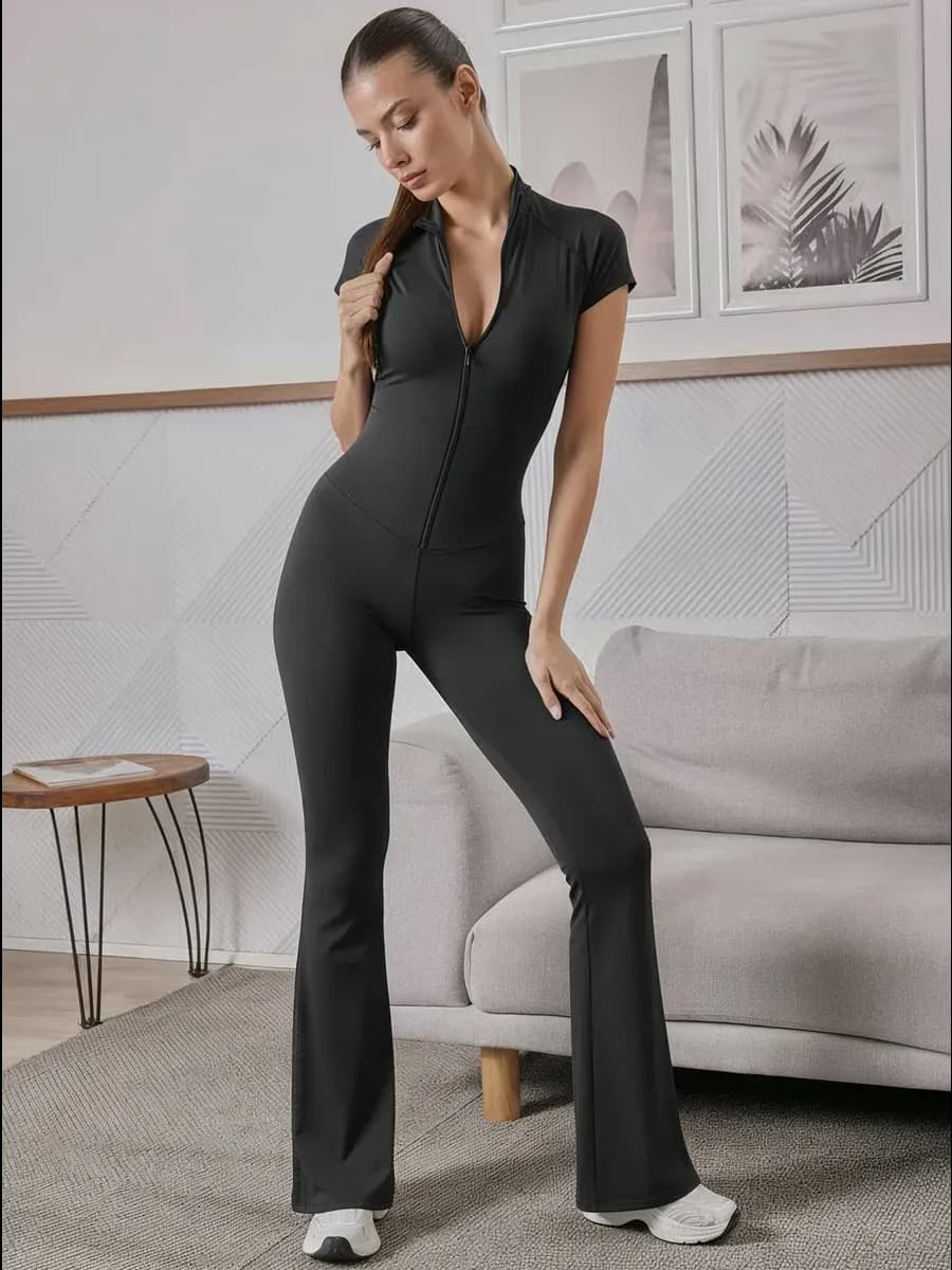 Cпортивный комбинезон клёш для фитнеса обтягивающий