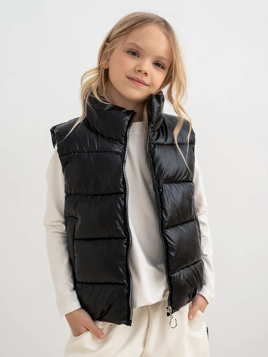 Жилет дутый стеганый демисезонный базовый