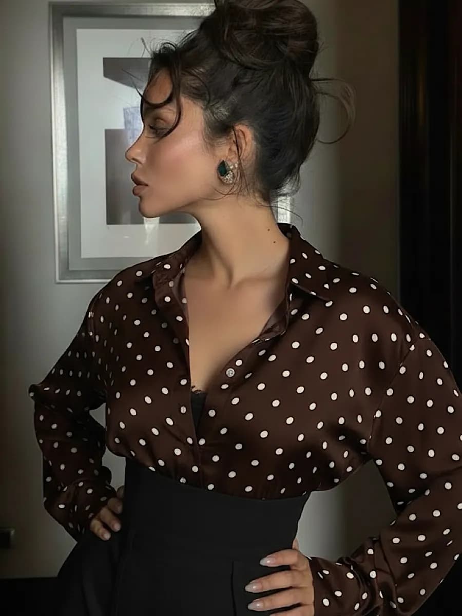 Шелковая рубашка оверсайз в горошек атласная в офис