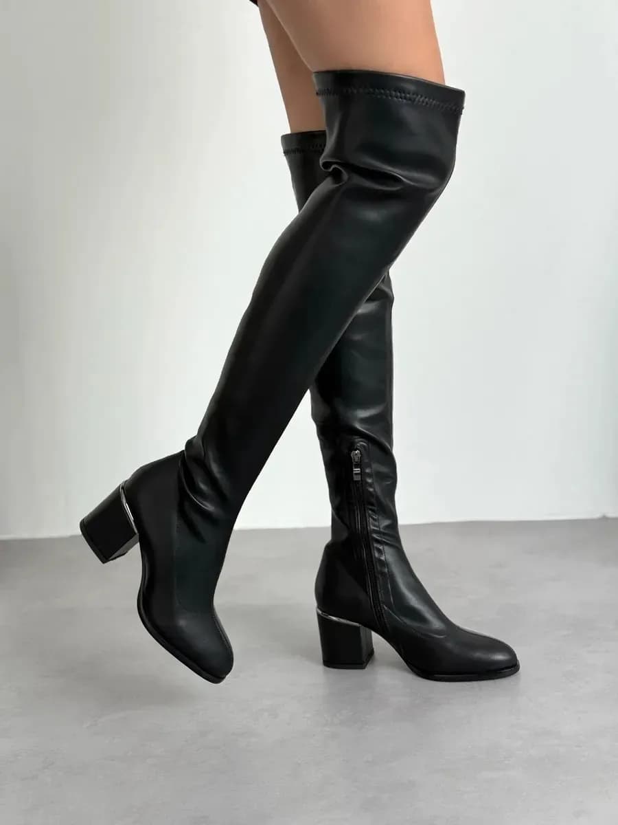 Демисезонные ботфорты чулки на каблуке