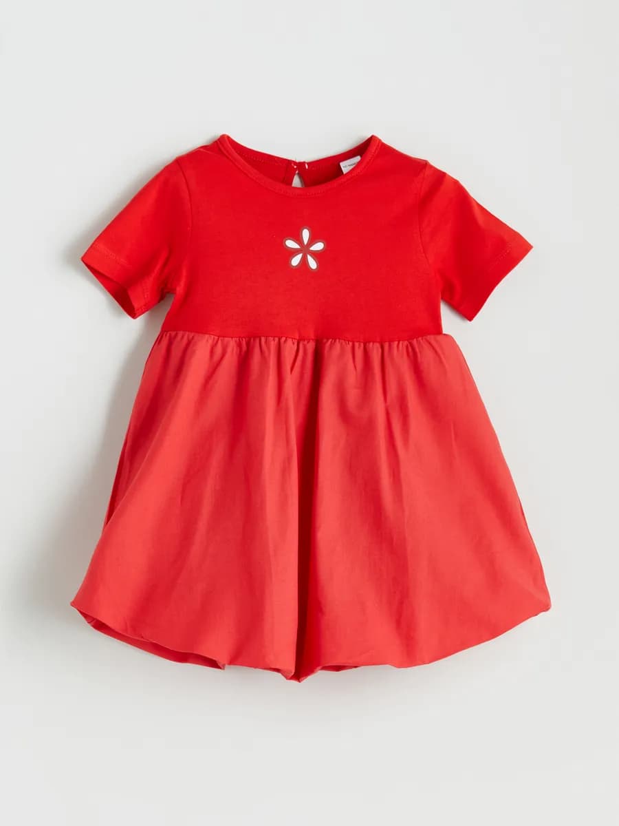 Платье из жатой ткани с круглым вырезом для девочек