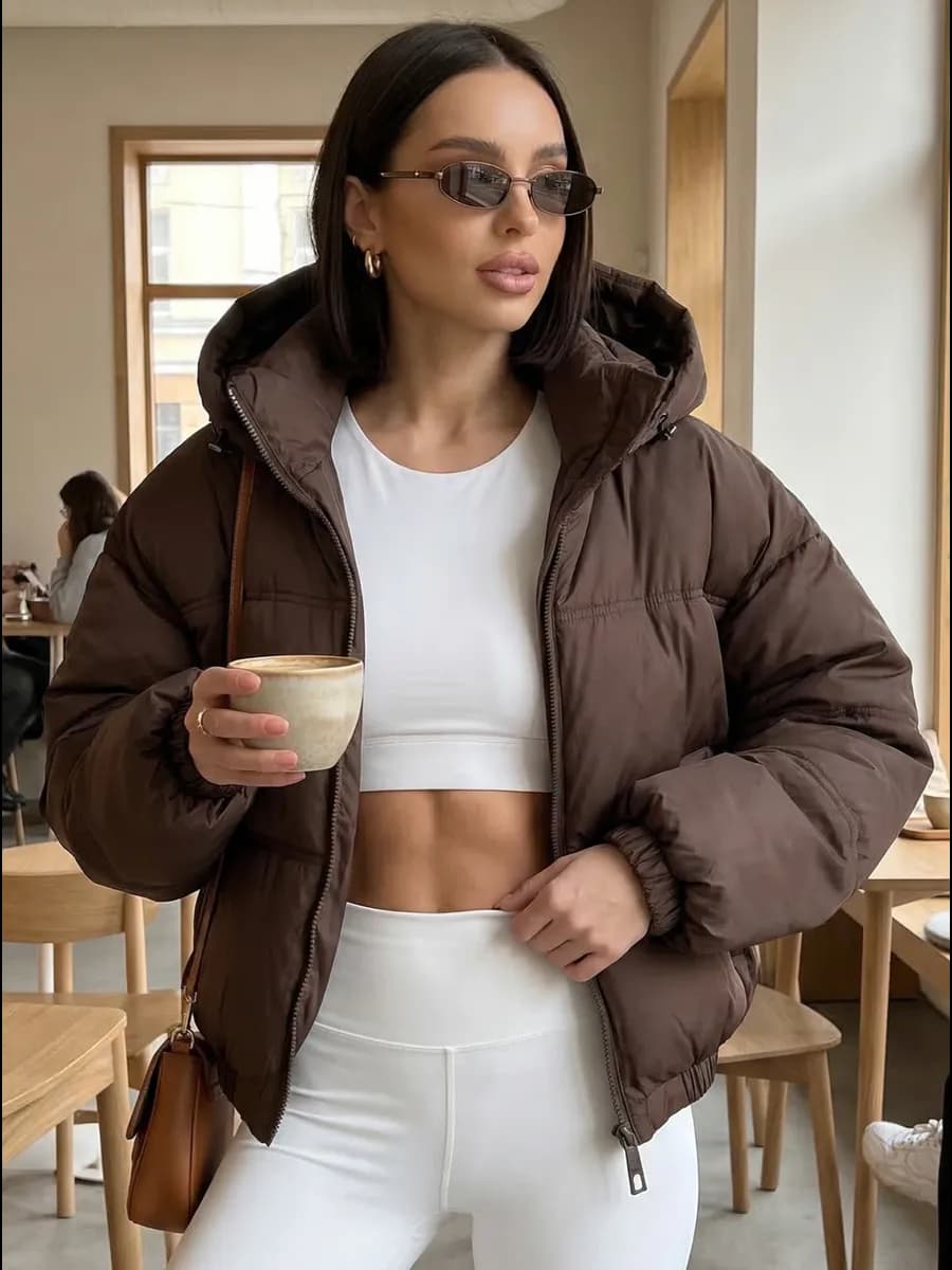 Куртка демисезонная укороченная с капюшоном