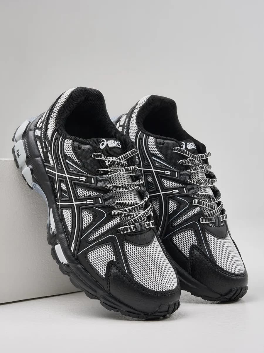 Кроссовки Gel-Kahana 8 мужские черные демисезонные