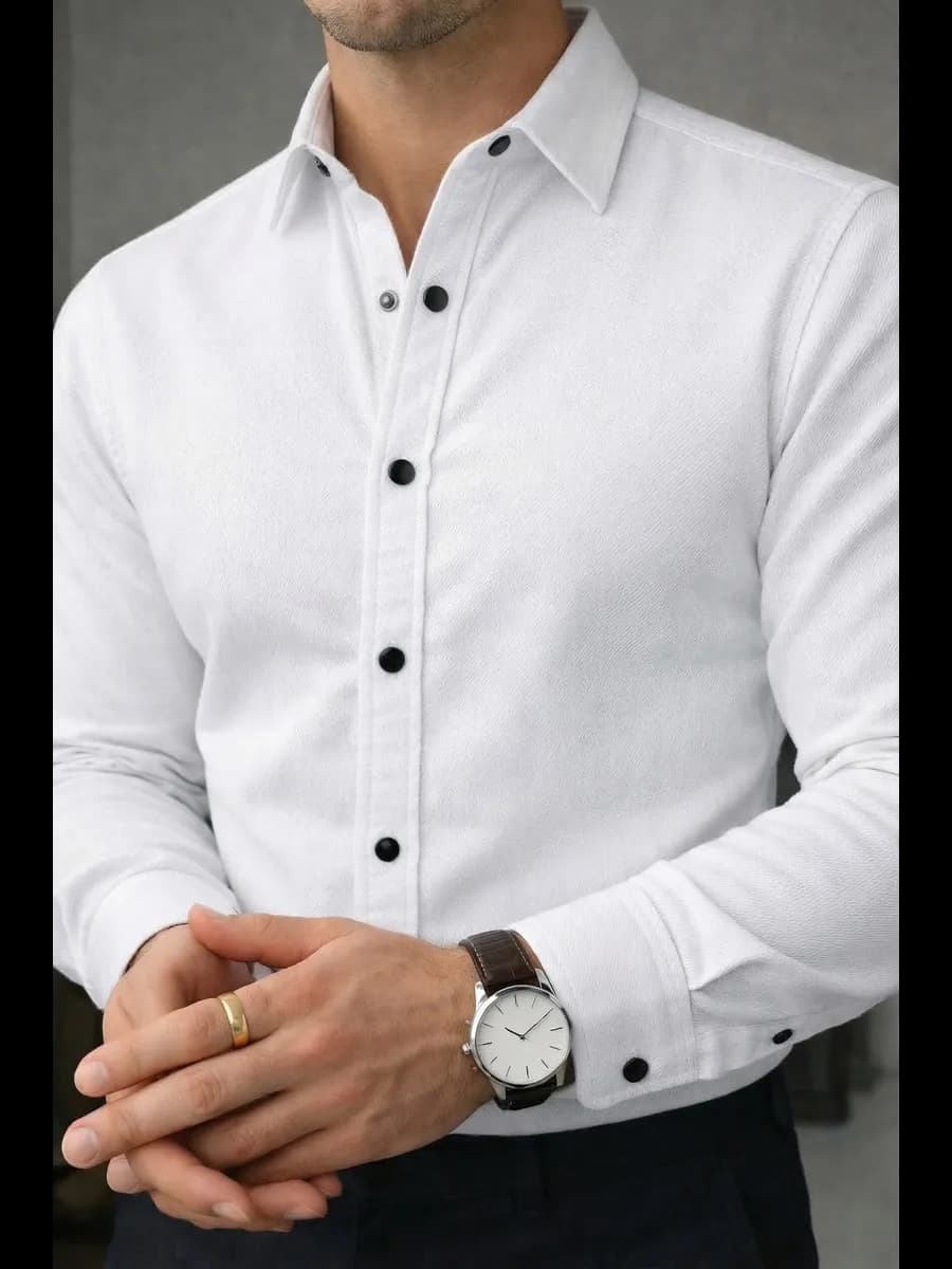 Рубашка с длинным рукавом на кнопках и отложным воротником