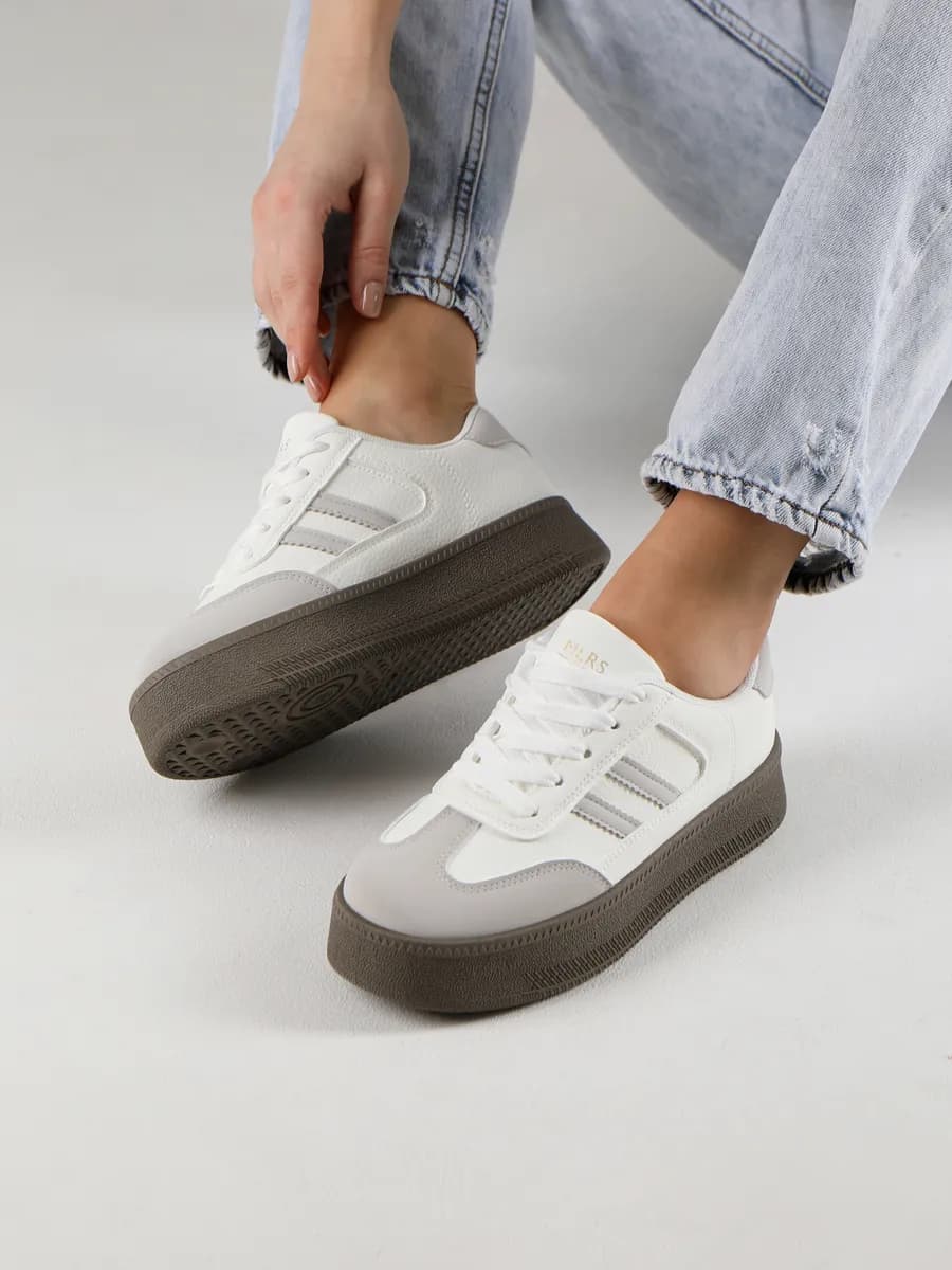 Кеды на высокой платформе белые