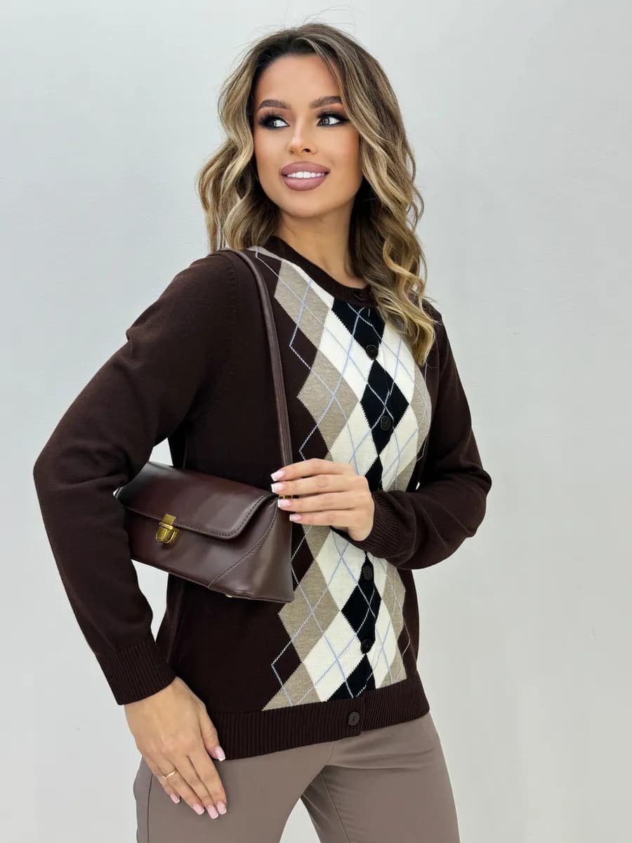 Модный кардиган на пуговицах