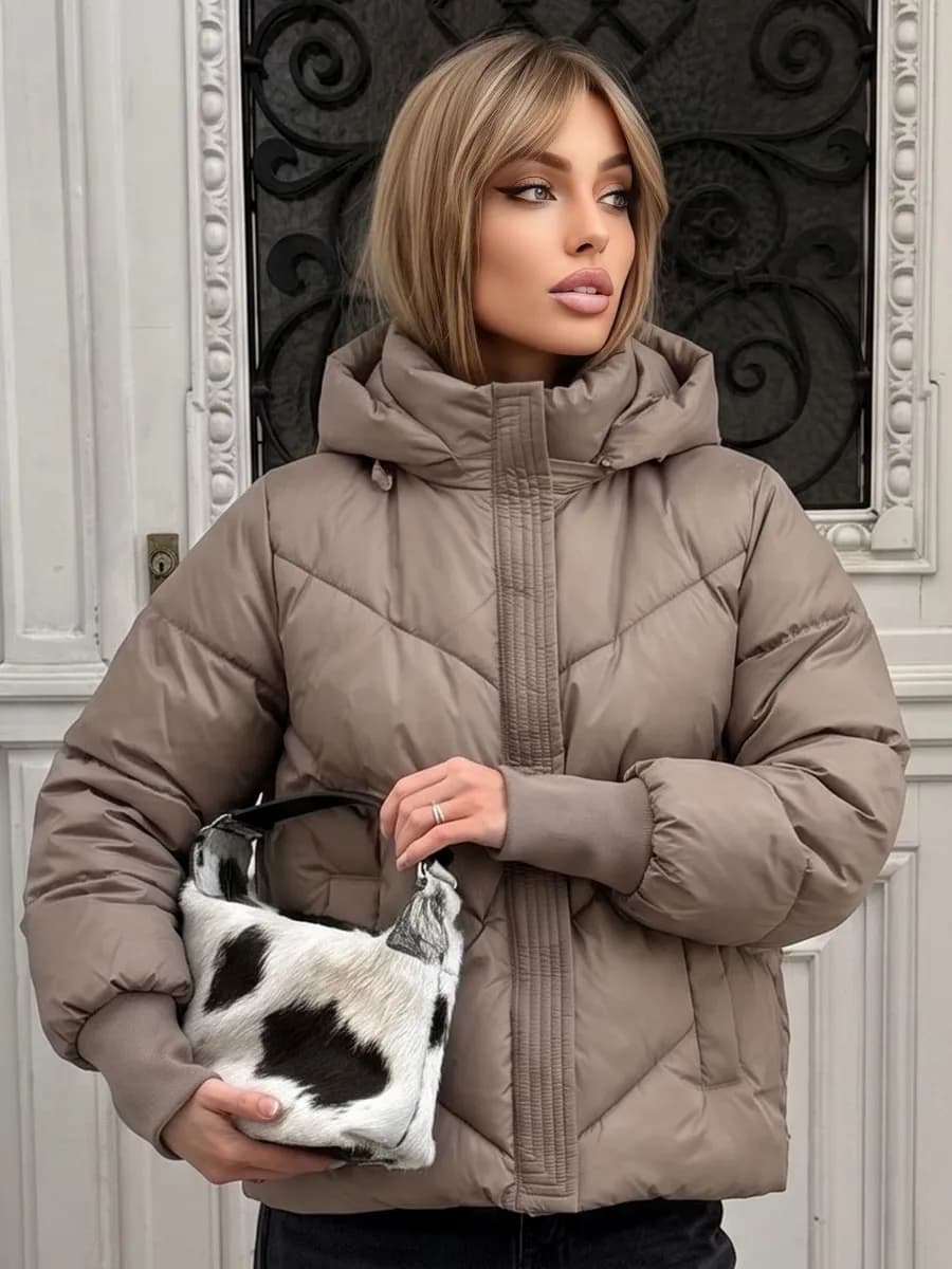 Куртка демисезонная с капюшоном
