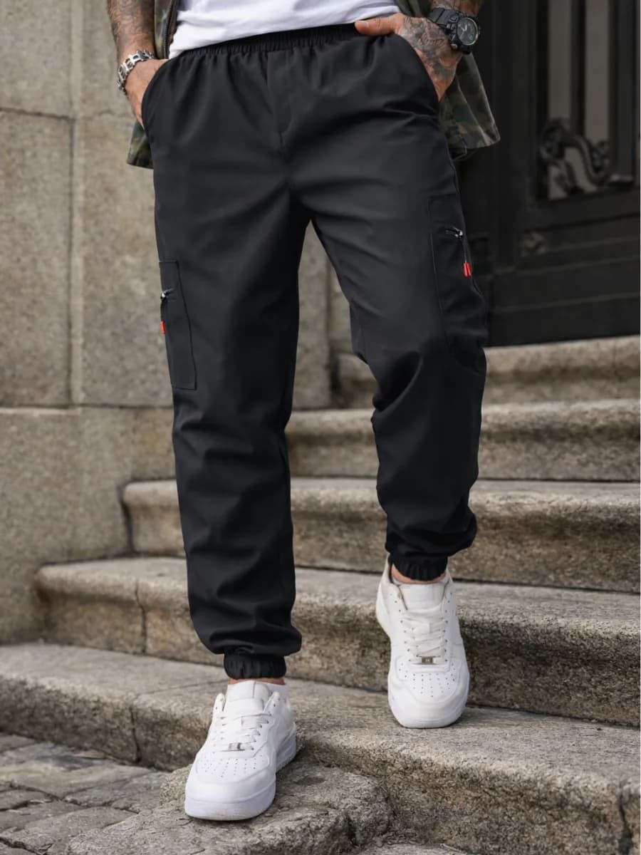 Брюки джоггеры с карманами