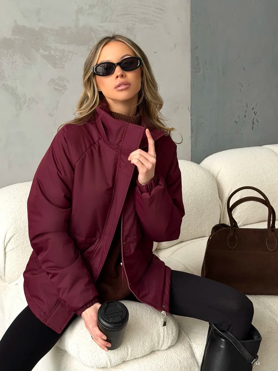 Куртка демисезонная с капюшоном