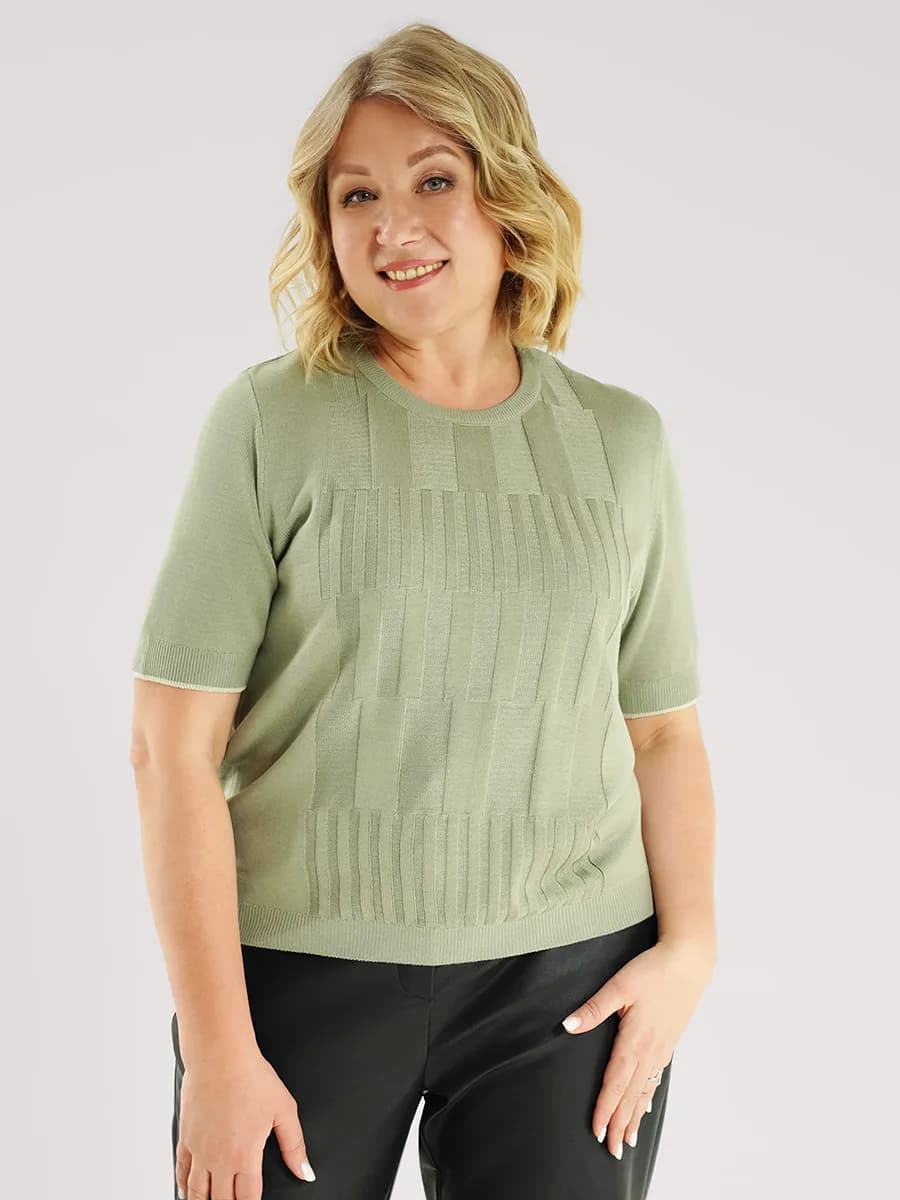 Джемпер вязаный в офис с коротким рукавом