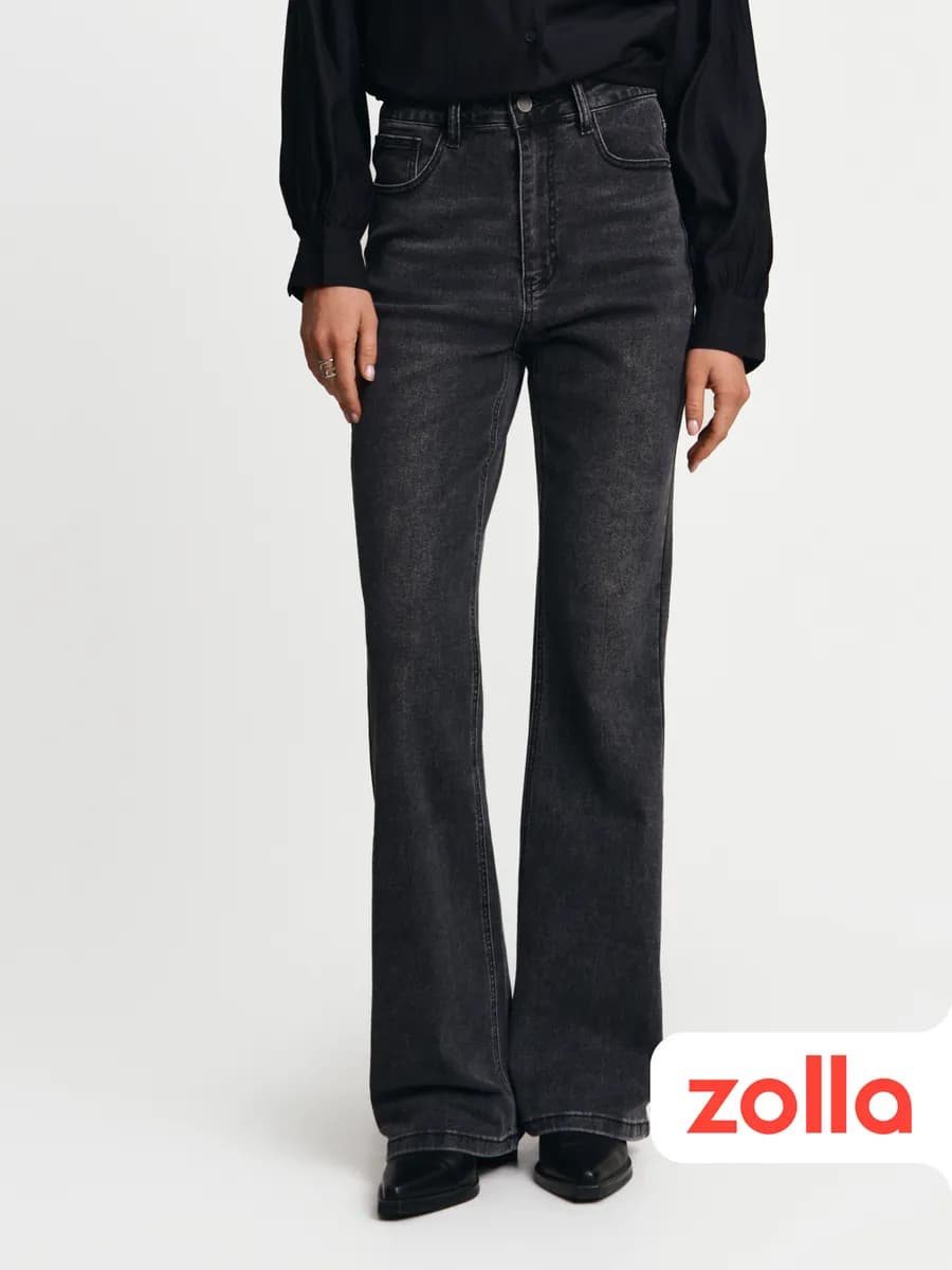 Джинсы Bootcut