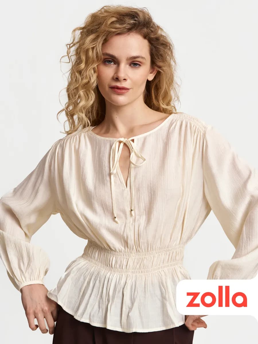 Женская блузка на резинке