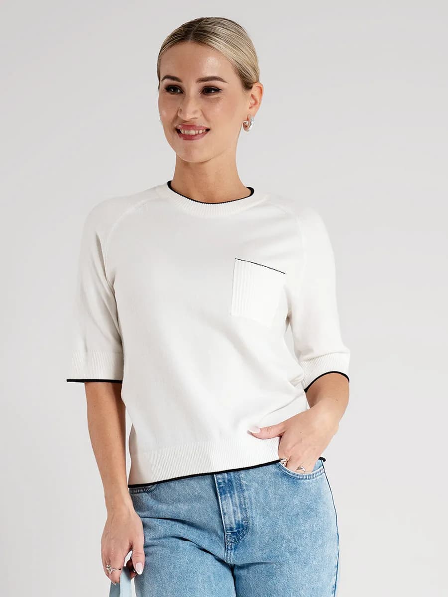 Джемпер вязаный в офис с коротким рукавом