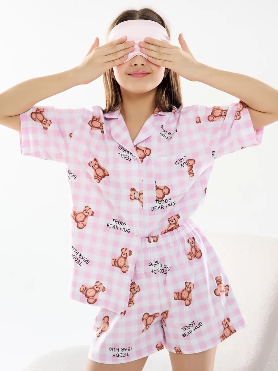 Пижама домашняя с шортами и рубашкой