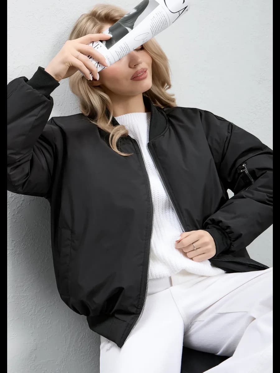 Бомбер демисезонный утепленный оверсайз - фото 1