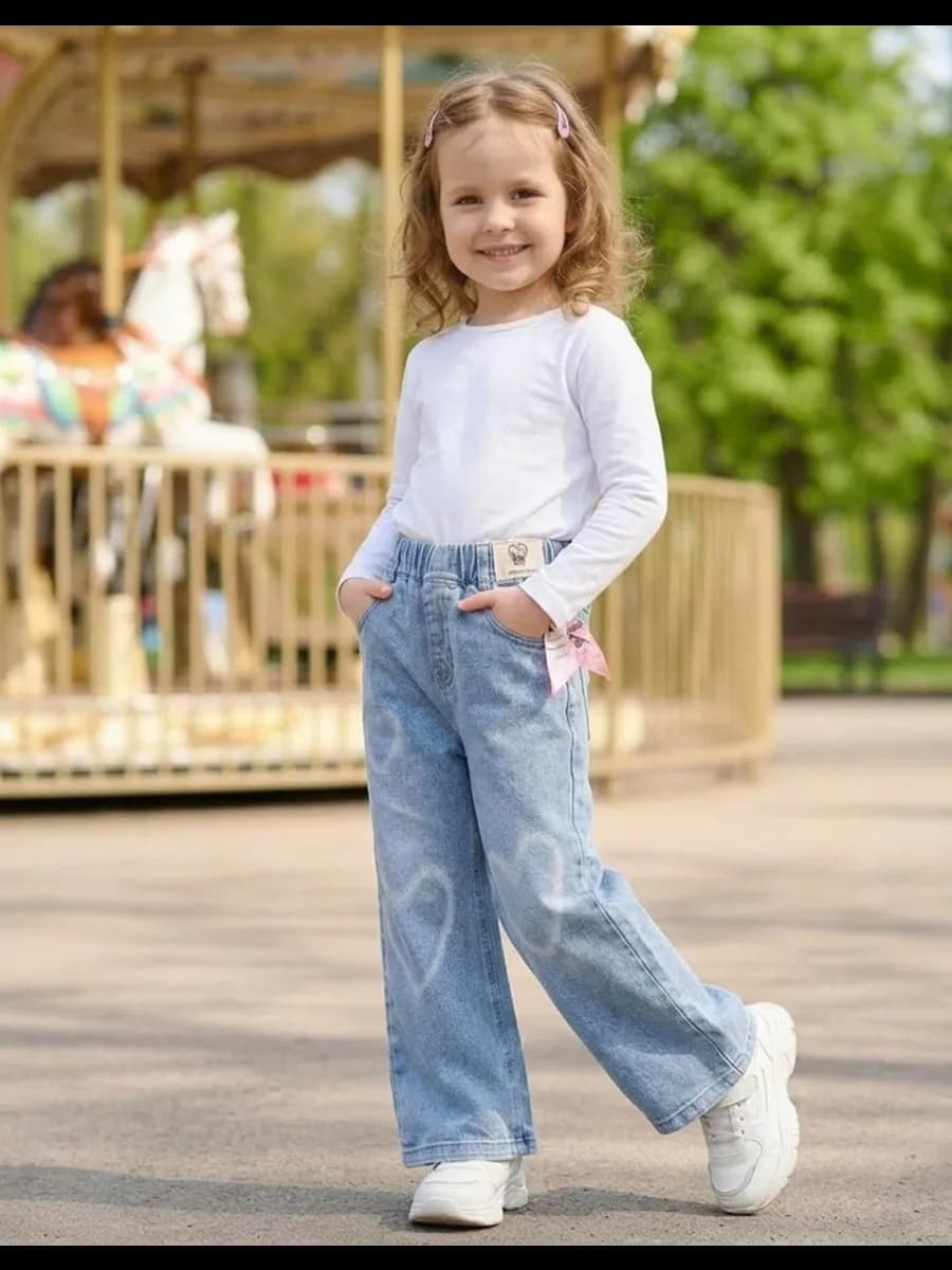 Джинсы на резинке детские с сердечками