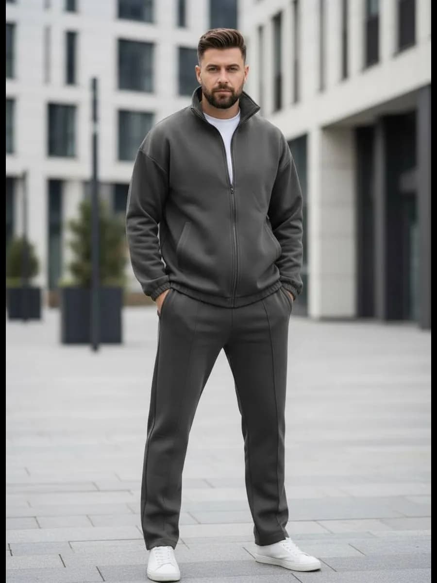 Спортивный костюм брючный на молнии